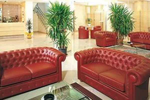 Hotel Queen Mary (Cattolica)